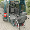 Ford Connect mit Bodenwanne, kurzer Alu-Rampe und Heckabsenkung